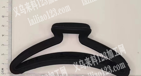 大量抓夹订单，寻找工厂，如图，有做的联系