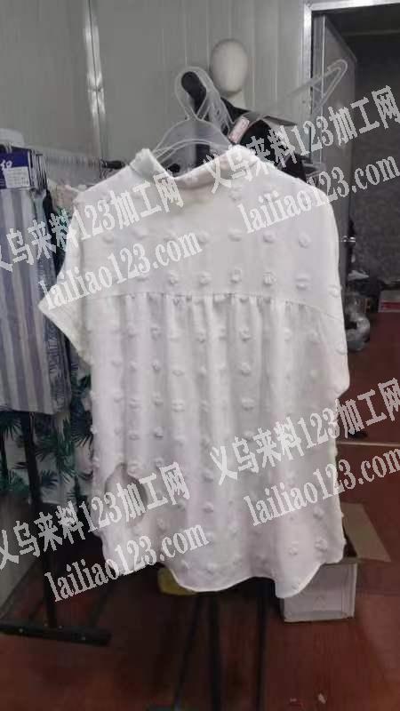 三个女装款5000件\，月底出货，（全