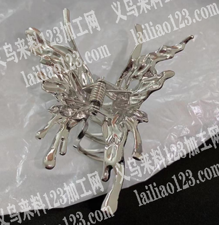 大量如图合金抓夹订单。寻找厂家