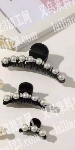 商贸城店面寻找抓夹爆款工厂，如图，电话详