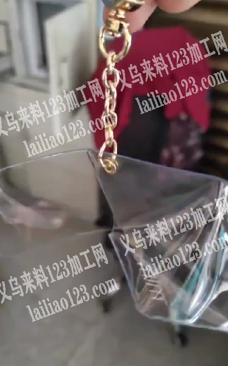 老板委托寻找：1万挂钥匙扣的手工活外发，