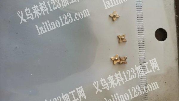 找能镀这种小配件的电镀厂，质量要求高，电