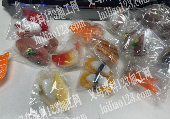 公司 诚寻做仿真食物工厂，出外贸每款上万