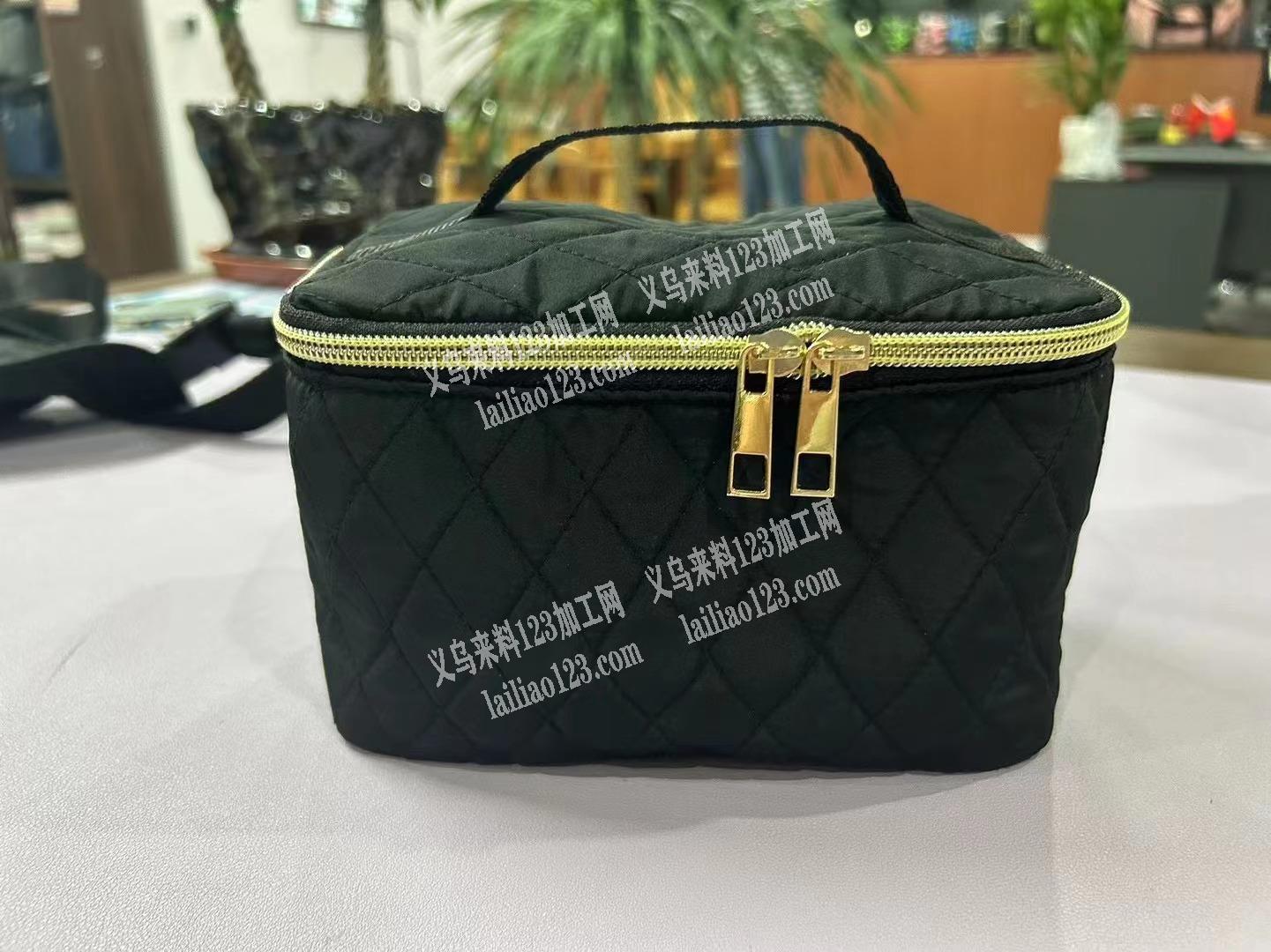 找这款箱包加工厂，能做这些产品的联系。地