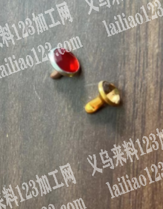 寻找如图车杯供应商，有货的联系我