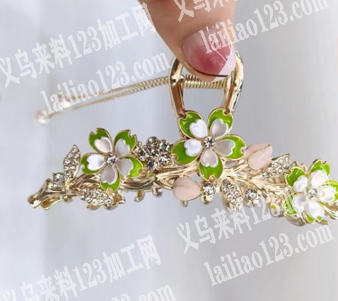 合金抓夹订单，寻找压铸的工厂合作，如图