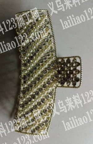 大量合金抓夹压铸订单，如图，寻找压铸工厂