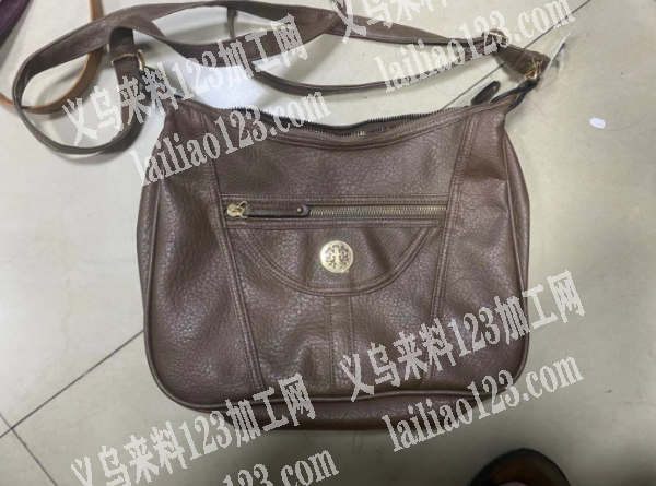 《外发包包订单，如图》专业的箱包工厂联系
