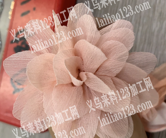 寻找布艺花头厂家，如图，电话详谈