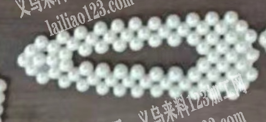 寻找如图注塑一体成型发夹的厂家，如图