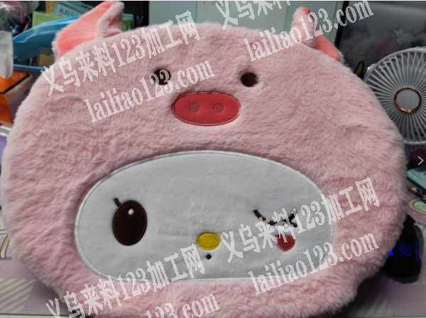 毛绒坐垫产品订单外发，要包工包料做成品的