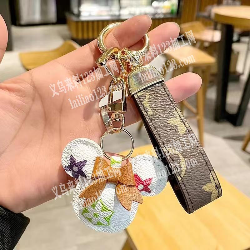皮革挂件成品订单外发，如图，寻找工厂