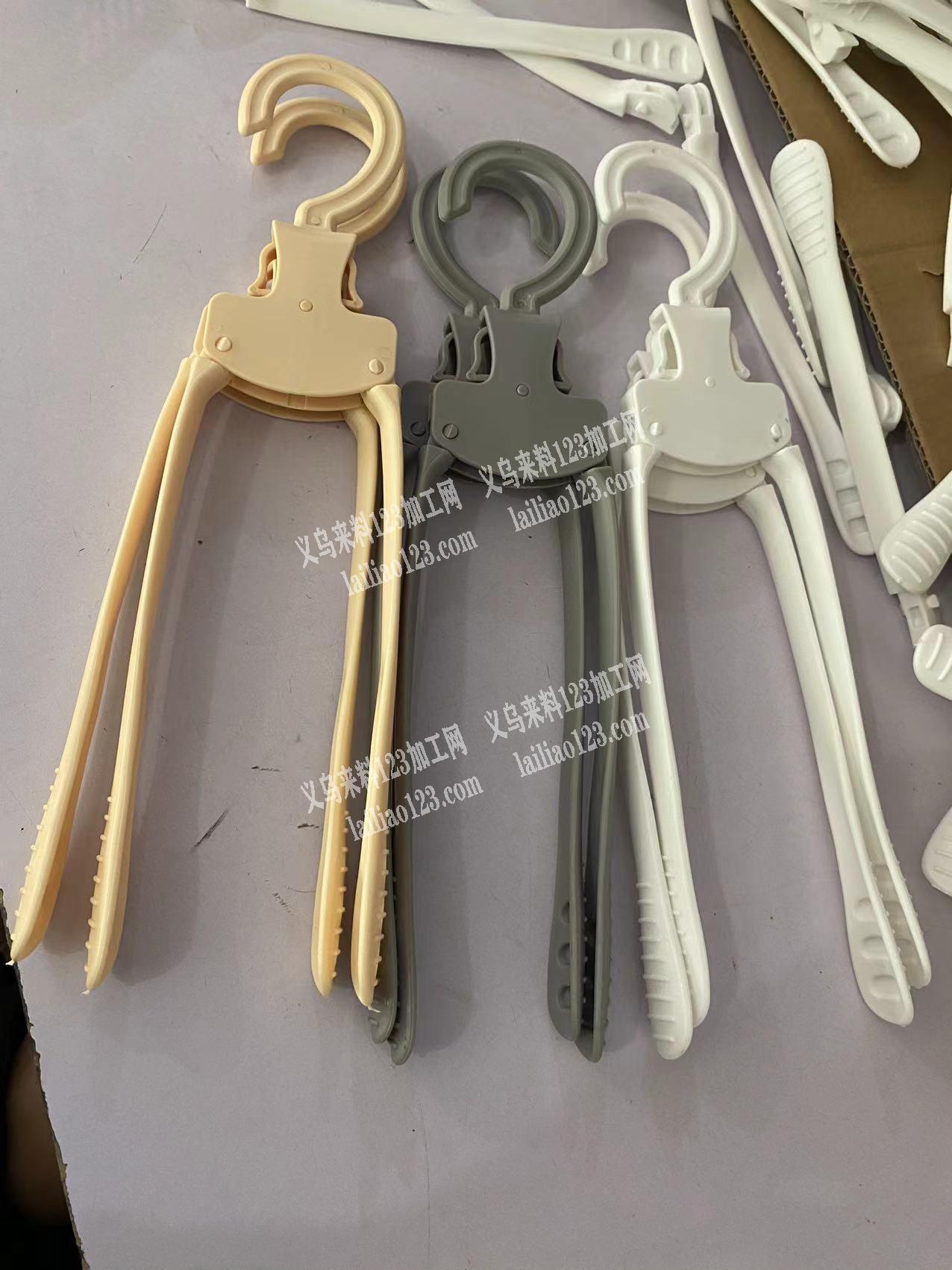 寻找塑料衣架厂家，10万订单，采购现货，