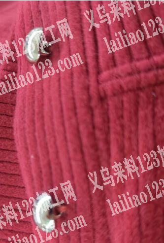 手缝钉扣子外发加工，如图，寻找钉扣的加工