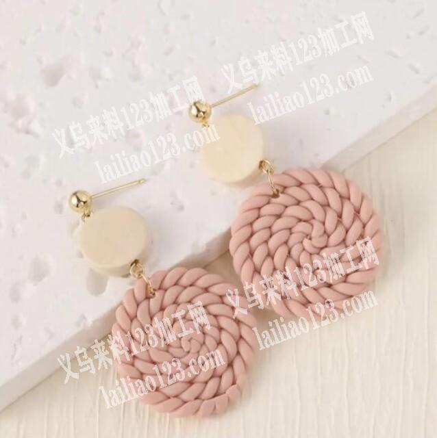 寻找如图饰品耳环的厂家，有的联系我