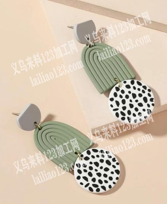 公司采购如图耳环现货，要现货，有的联系我