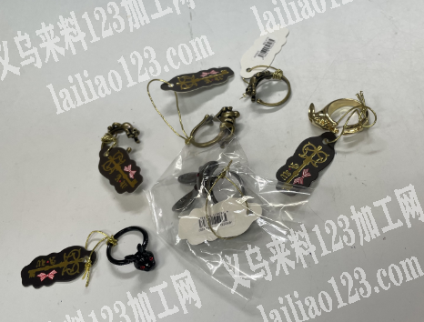 外贸公司诚寻长期合作的工厂，每款上万长期