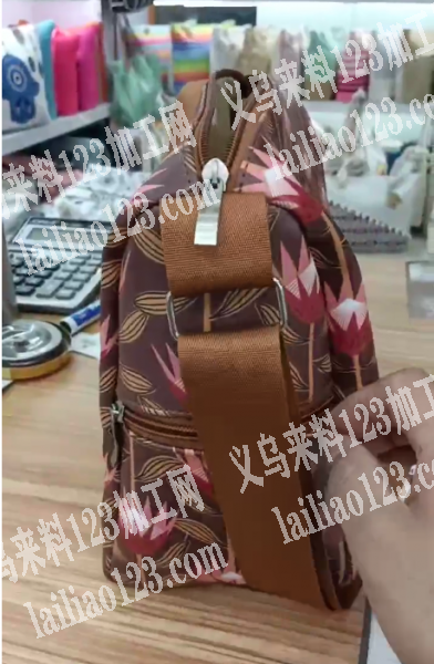 国际商贸城有箱包订单外发，如图，寻找义乌