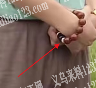 大量手链成品订单，如图，数量10万起，寻
