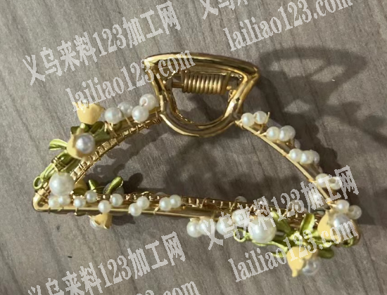 大量穿珠子绕铁丝手工活外发，如图，数量7