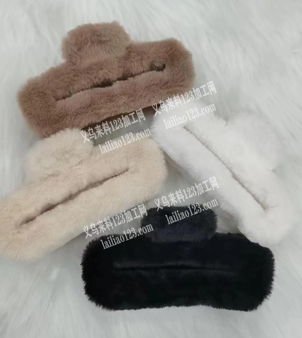 毛绒抓夹成品订单外发，如图，寻找成品厂家