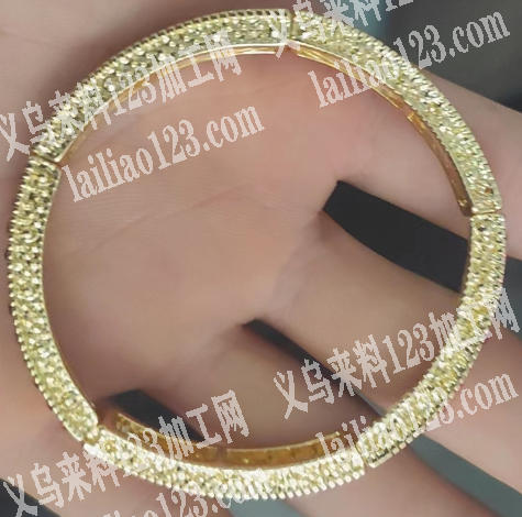 合金配件穿弹力线的手工活外发，寻找东阳这