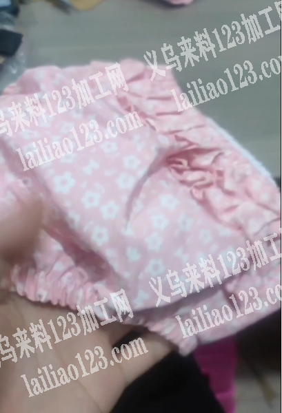 《发外地》4万泳装订单外发加工，如图，寻
