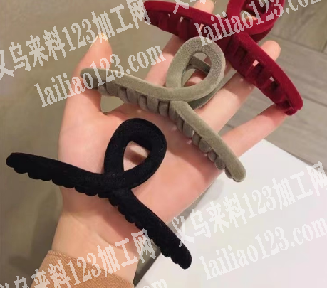 寻找生产植绒抓夹成品的工厂，如图，要植绒