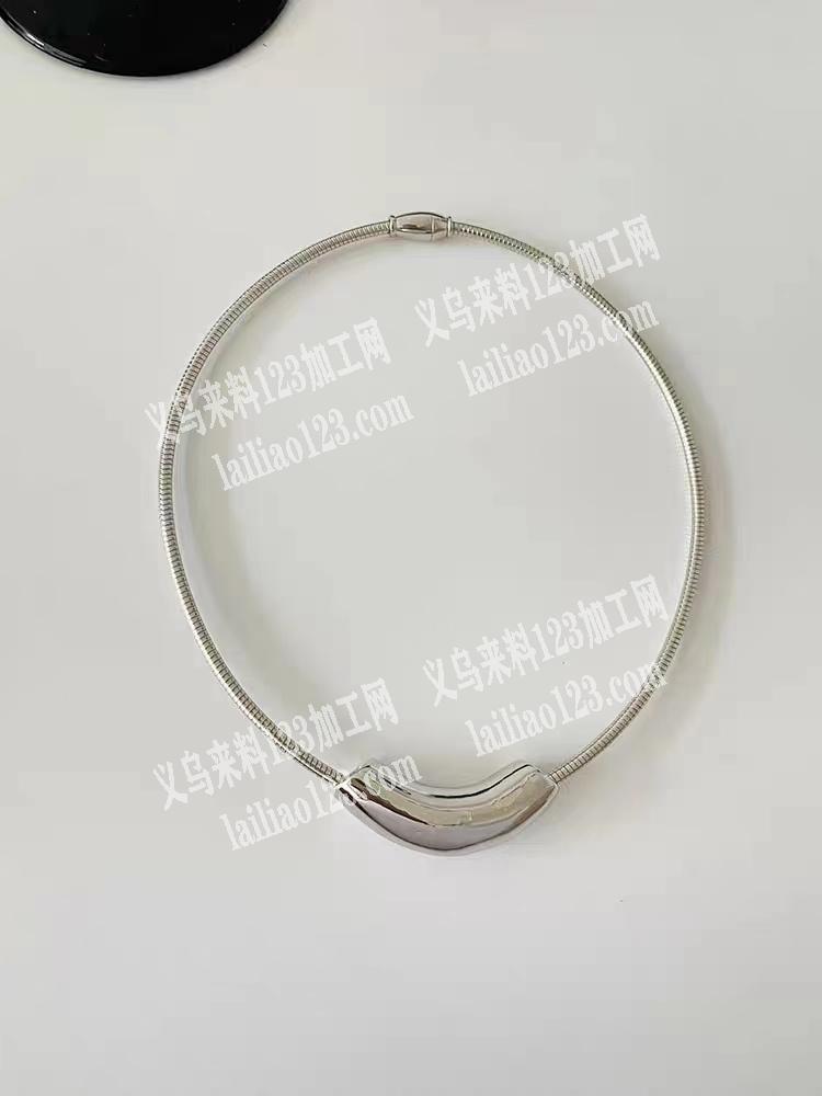 寻找这个现货款式，合金，不锈钢，铜都可以