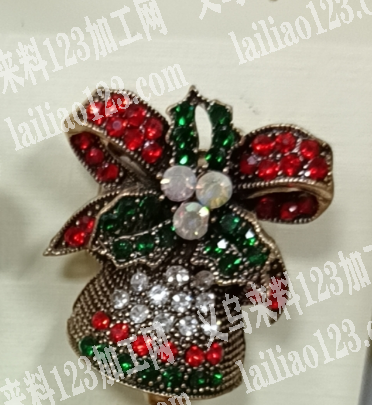 圣诞饰品点钻外发加工，如图