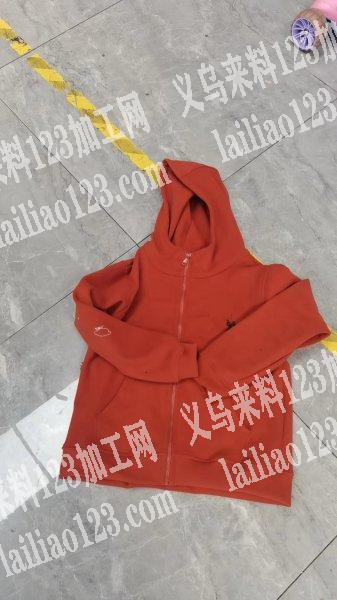 有没有加工厂会做这衣服的？需要外发