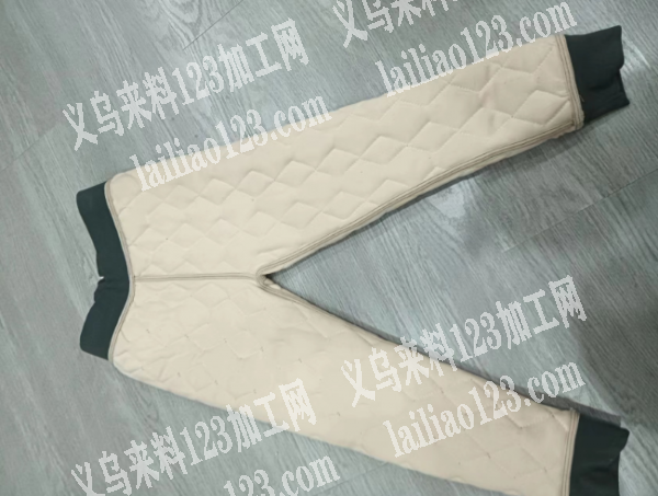 《长期裤子外发加工》同步机做棉裤外发加工