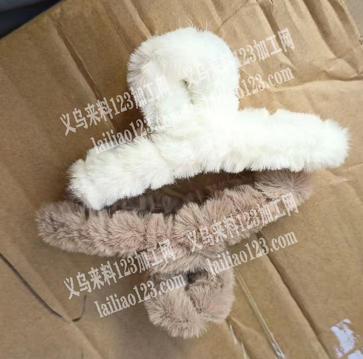 毛绒抓夹厂家有吗，要现货