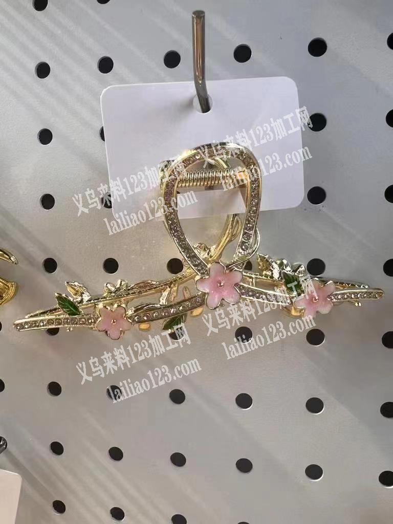 合金抓夹订单，附图片，寻找压铸成品的工厂