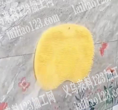 商贸城市场店面采购如图，搓澡硅胶垫，有货