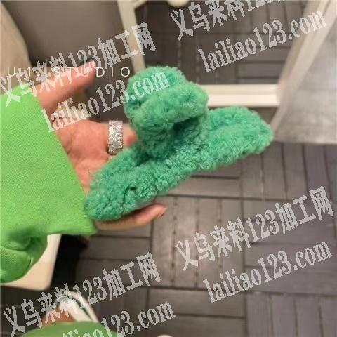 毛绒抓夹粘毛贴毛粘胶的手工活外发，寻找义