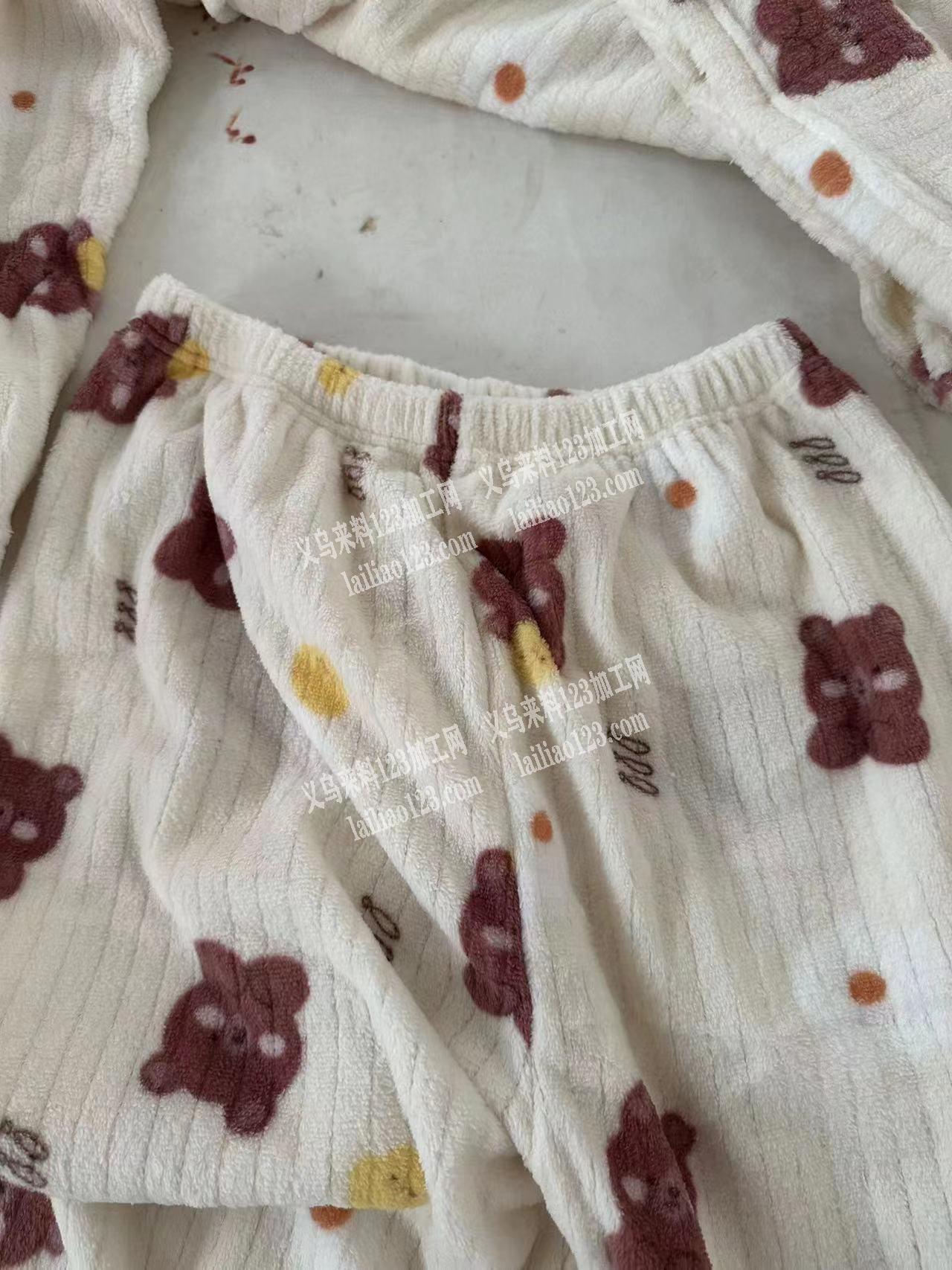 老板委托寻找，寻找服装加工厂，如图珊瑚绒