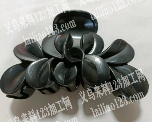 寻找注塑源头工厂，如图抓夹，有订单，寻找