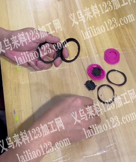组装的手工活外发，如图，