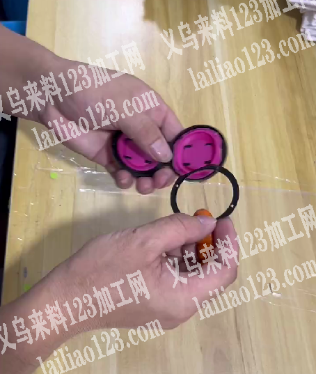 组装的手工活外发，如图，