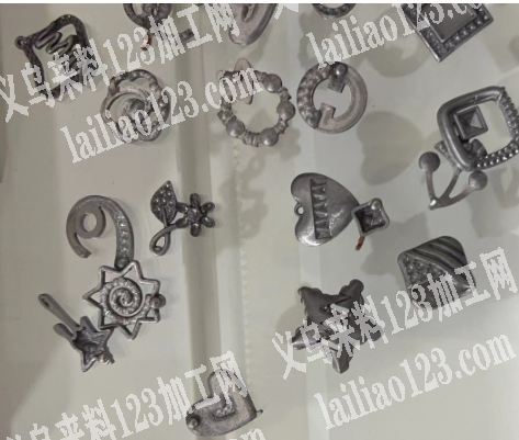 《发荷叶塘下骆宅附近》普通合金翻砂外发，