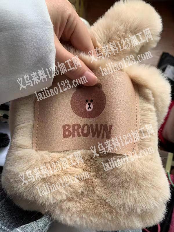 公司大量毛绒包包订单外发加工，如图，寻找