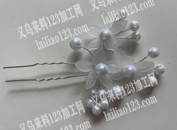 《外发手工活，穿珠子的》如图，找手工加工