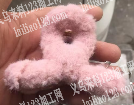 寻找毛绒抓夹成品工厂，有订单，寻找现货，