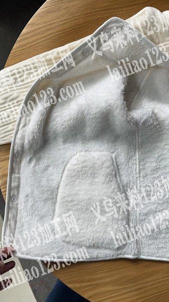 公司寻找如图服装加工厂，两面穿的服装，哪