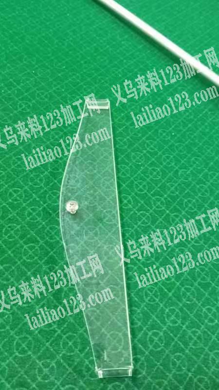 客户在线等：名称：亚克力伸缩耙数量：2万
