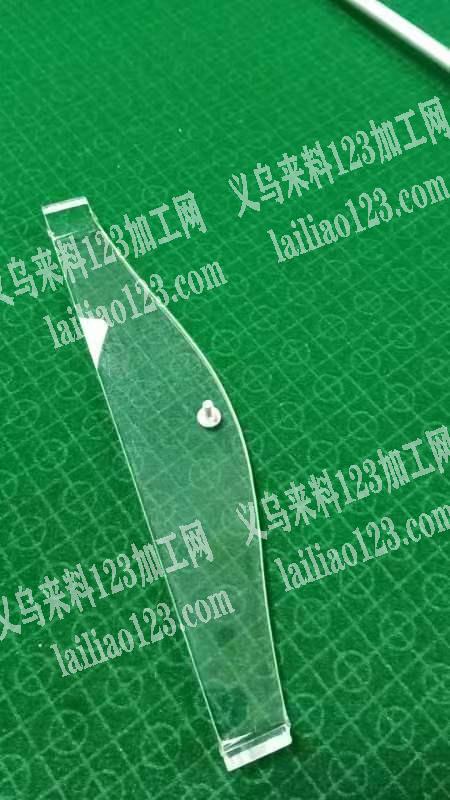 客户在线等：名称：亚克力伸缩耙数量：2万