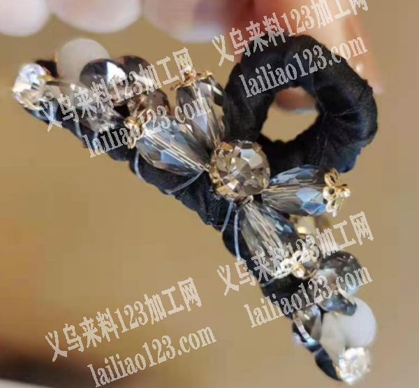 抓夹穿珠子绕布条手工活外发，发外地