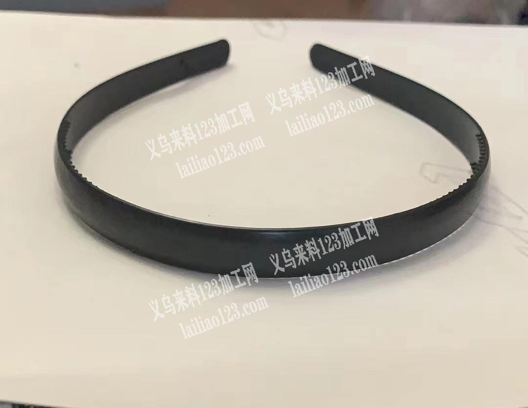 寻找注塑发箍的源头工厂。如图，厂家请联系