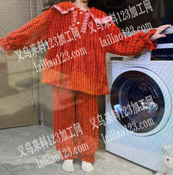 如图简单法兰绒睡衣长期有货外发加工，寻找